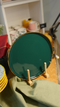 Тарелка с золотым краем L Jiva (зеленый)
